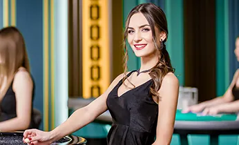 Hỗ trợ qua Live Chat CWIN99